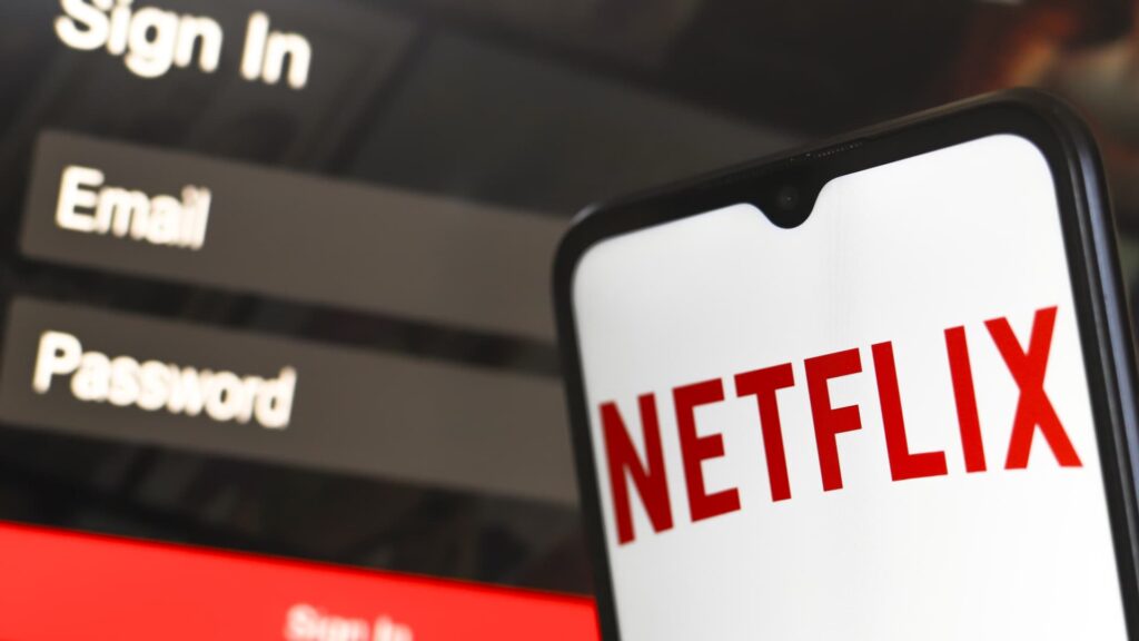 Analysts on Wall Street are raising their price targets on Netflix after the streaming giant’s earnings