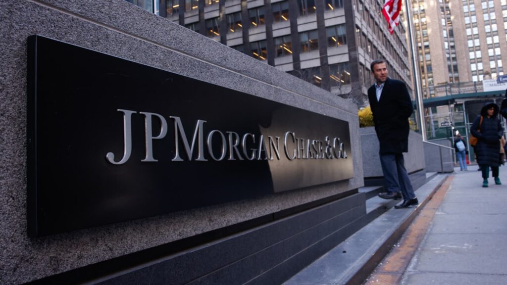JPMorgan upgraded by KBW day after downgrade at other firm knocked stock