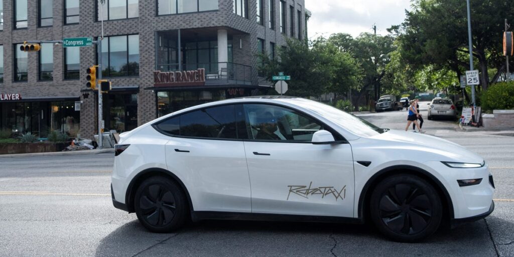 Tesla Unveils Its New Robotaxi Geofence in a Shape That Has Gone Viral