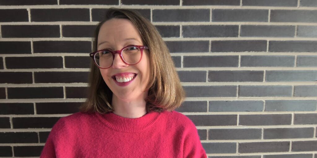 Family of 4 Planed to Live in Suburbs but Shares 900 Sq Ft Apartment