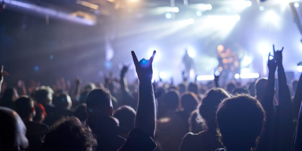 The Coldplay ‘Kiss Cam’ Clip the Internet Can’t Stop Talking About